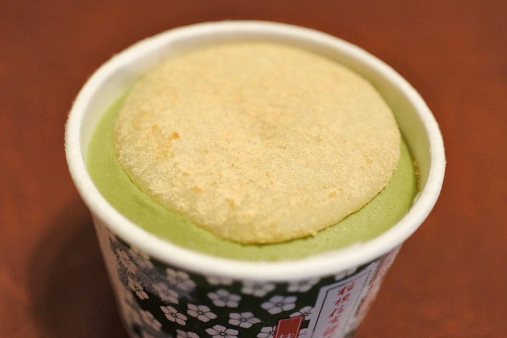 桔梗信玄餅アイス抹茶 抹茶味がとにかく美味しいので絶対に買うべき もぐパラ